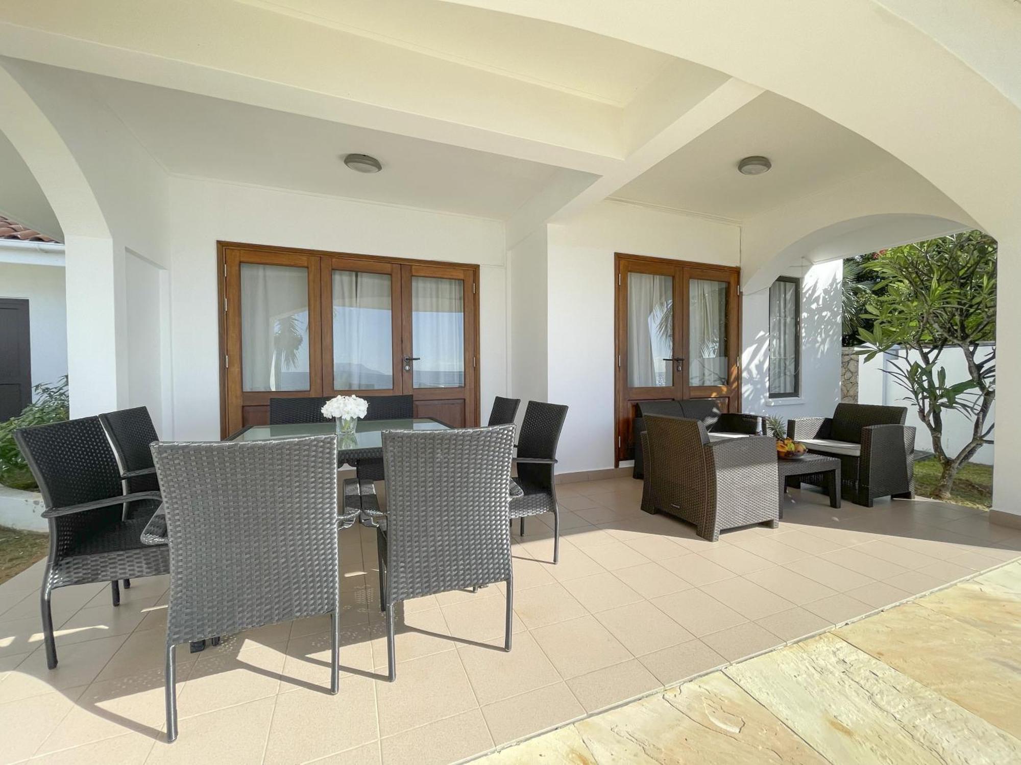 Beach View Villa - Beauvallon Villas Бо-Валлон Экстерьер фото